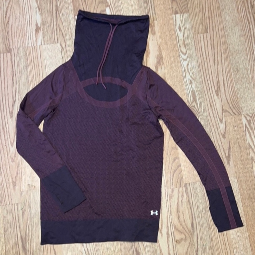 Women’s Under Armour Purple heatgear 
funnel neck long sleeve size medium